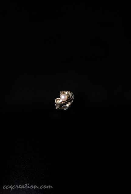 pearl ring(1)